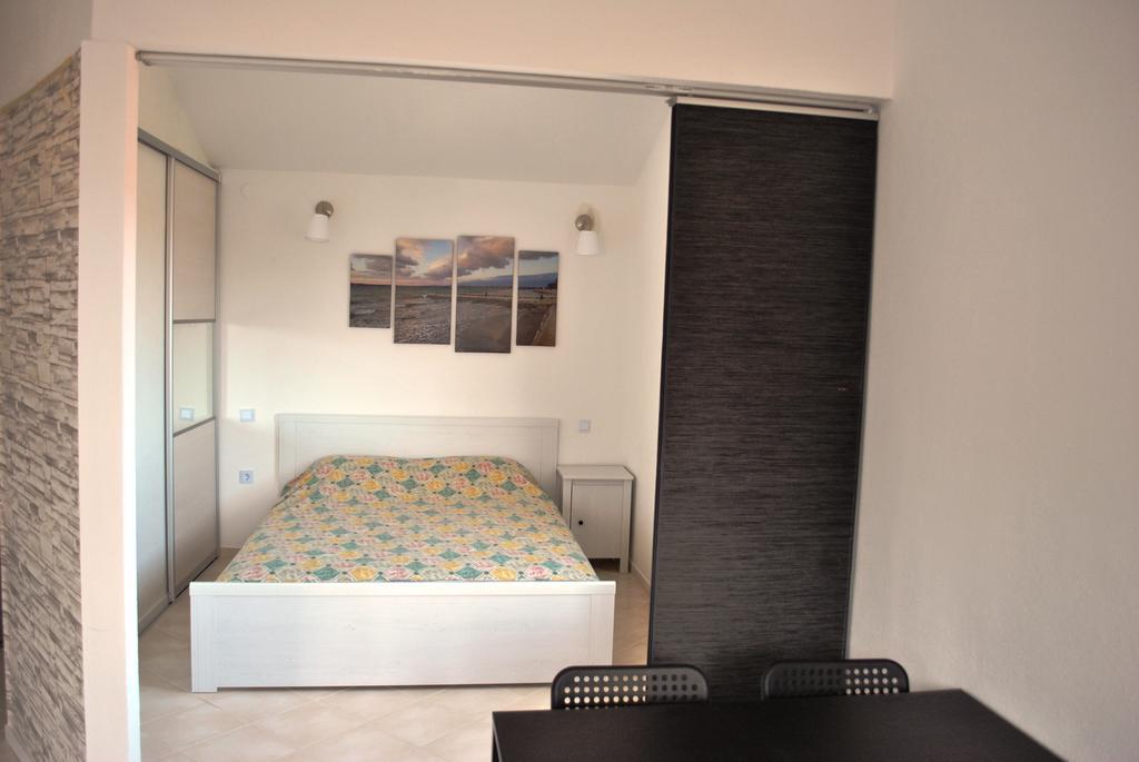 Apartments Sunny Punta Privlaka  Exterior photo
